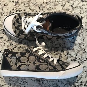 Women’s coach shoes
